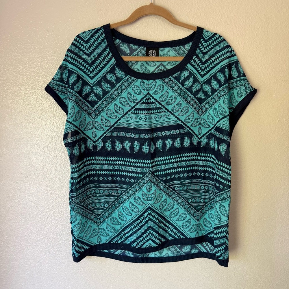 ❇️Bobeau Teal and Black Geometric Short Sleeve Top 2 for $22❇️